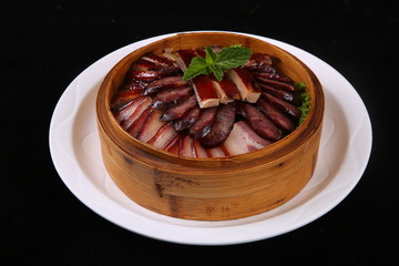 red kidney beans in a bowl