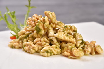 pasta with basil pesto