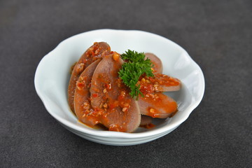 chicken with tomato sauce