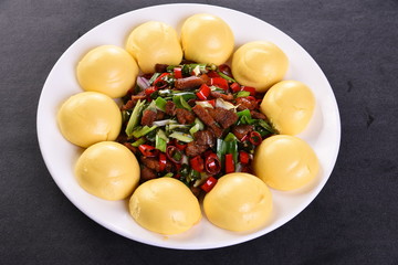 salad with olives and tomatoes