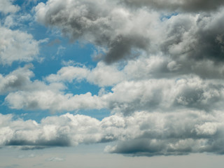 Fototapeta na wymiar Blue sky a few white clouds