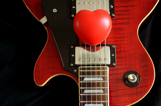 Love Guitar,red  Heart On Guitar