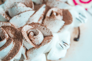 The photo of the white cake decorated cream