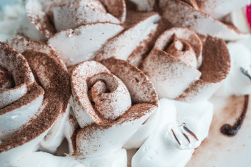 The photo of the white cake decorated cream