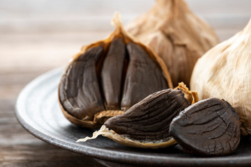 黒にんにくのアップ