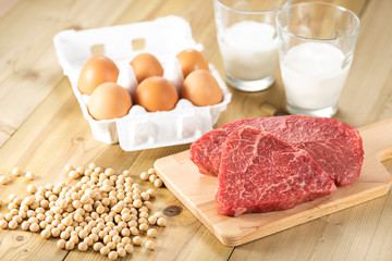 タンパク質を多く含む食品