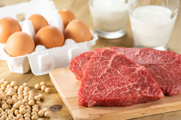 タンパク質を多く含む食品