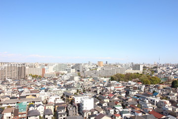 東京の街並みと空