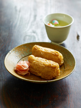 稲荷すしとお吸い物