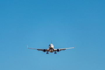 Aviones. Aterrizaje y despegue