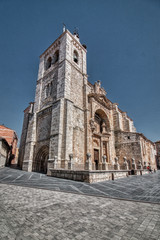 Fototapeta na wymiar Church of Nuestra Señora de la Asuncion, located in the Mayor square of Roa de Duero, town of the province of Burgos, in Castilla y Leon, Spain