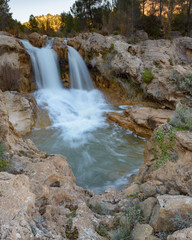 Cascada en el río Cabriel, en el paraje conocido como Las Chorreras, cerca de la población de Enguídanos. Cuenca. Castilla La Mancha. España