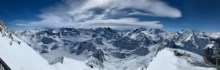 Obraz premium Panoramic Views from Mont Fort in Verbier, Switzerland