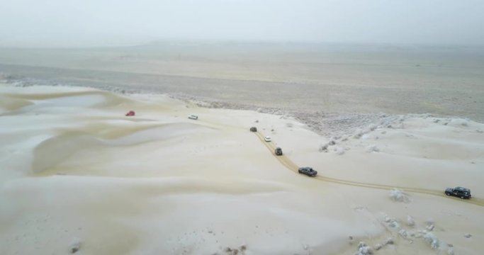 car in the desert, Karyn Zharyk, car traces