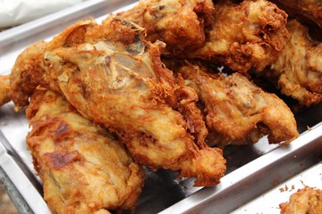 Fried chicken is delicious in street food