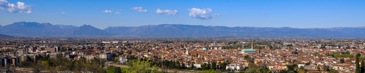 Fototapeta na wymiar Panoramic view of Vicenza fron Monte Berico. Gigapixel landscape. Vicenza, Veneto, Italy. 26 March 2019