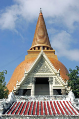 Fototapeta premium Nakthon Pathom Tempel in Bangkok