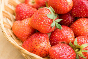 Fototapeta na wymiar fresh red strawberries