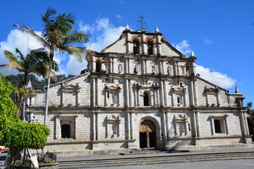 Fototapeta na wymiar Église Panajachel Lac Atitlán Guatemala