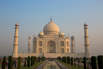 Fototapeta na wymiar Beautiful Taj Mahal, an ivory-white marble mausoleum on the south bank of the Yamuna river in the Indian city of Agra.