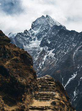 Grungy steps to peak
