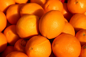 fresh oranges on the market