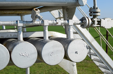 Dosage unit and container with methanol. Additional equipment for oil and gas wells