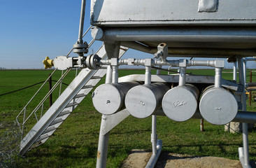 Dosage unit and container with methanol. Additional equipment for oil and gas wells