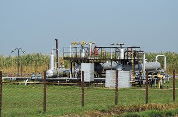Equipment for oil separation