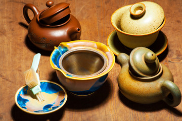 empty teapot brush wooden sharp table nobody 