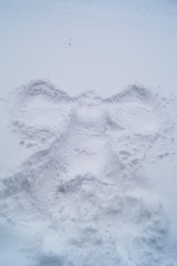 Anioł na śniegu