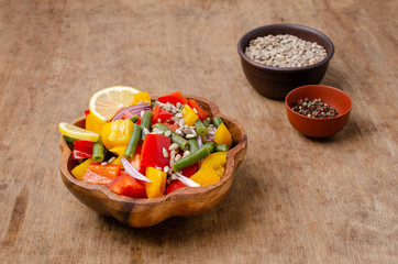 Vegetable salad with beans