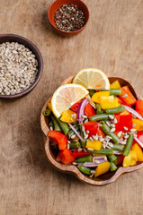 Vegetable salad with beans