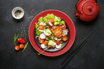 Chicken and fresh vegetable salad