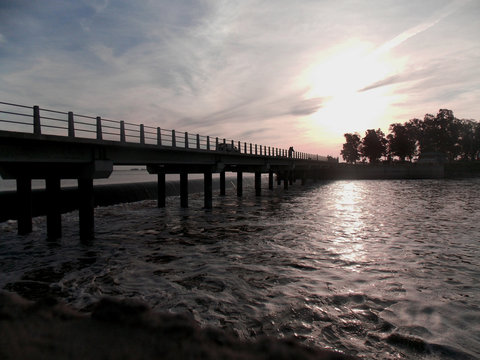 Mar
