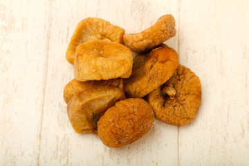 Dry figs