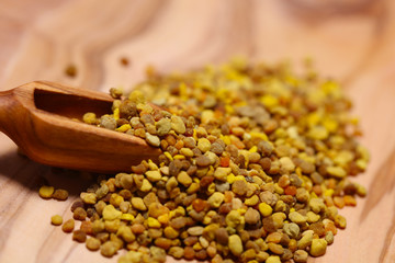 Propolis Blütenpollen Bienenpollen 