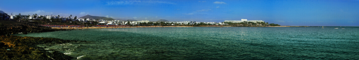 Fototapeta na wymiar Panorama Costa Teguise Lanzarote