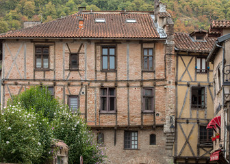 Naklejka premium Medieval architecture in the historic center of Cahors, France
