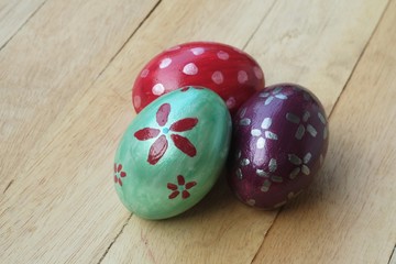 Obraz premium Colorful fancy Easter egg painting, festive holiday event concept