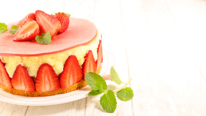 strawberry shortcake, french strawberry cake