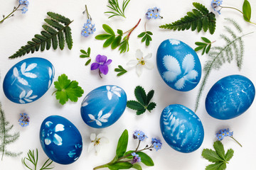 Naturally dyed easter eggs