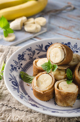 Cinnamon banana pancakes