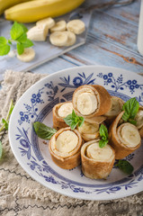 Cinnamon banana pancakes