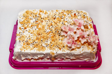 Birthday cake whit flower and 