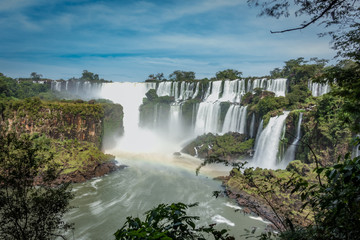 Fototapeta na wymiar The biggest waterfall in Brazil and Argentina. Foz do Iquasu. Puerto Iguaz