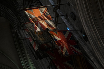 Fototapeta na wymiar Banderas dentro de la Saint Patrick Cathedral