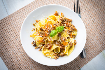 Pappardella al ragu bianco, cucina italiana