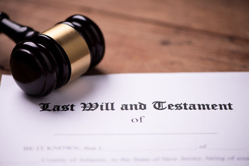 Last will and testament form with gavel