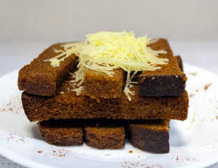 well-done crispy croutons with cheese